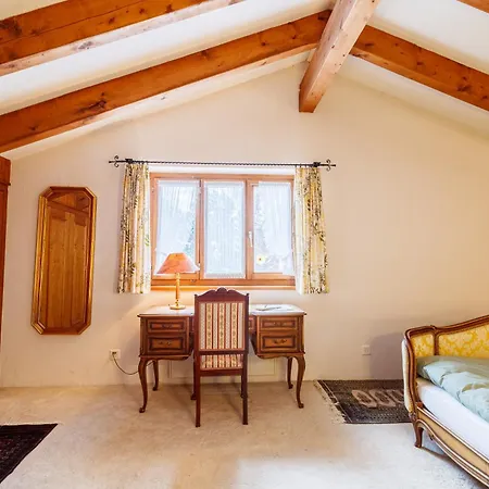 Grundschera Engadin *