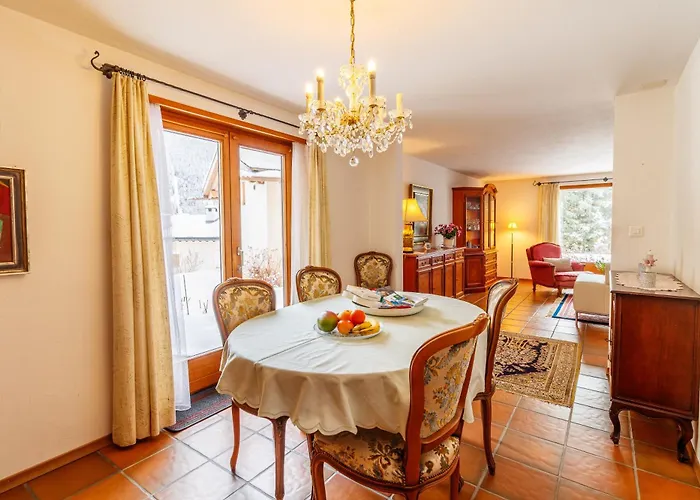 Grundschera Engadin Appartement Brail