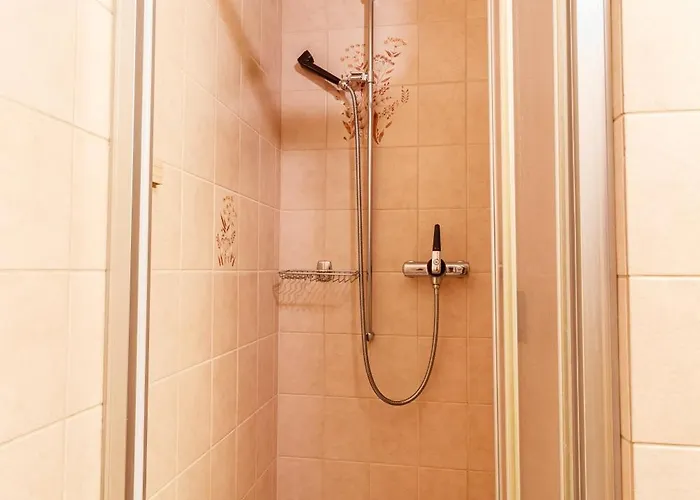 Grundschera Engadin * Brail